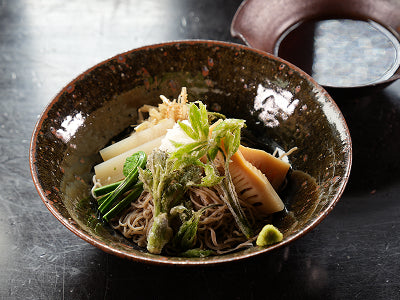 画像：旬の食材を使ったお蕎麦